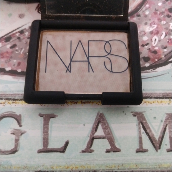 NARS Bronzing Powder Mini - Laguna - Picture 3 of 6